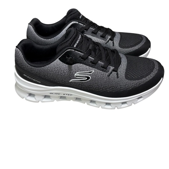 Skechers Other - Skechers Men's Glide-Step Pro Wide Sneaker Size 10